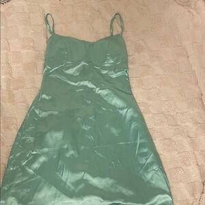 Elegant Green Midi Dress